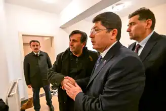 Bakan Tunç, Gençbay Ailesine Taziyede Bulundu