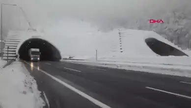 Bolu Dağı'nda Kar Yağışı Sonrası Ulaşım Açıldı