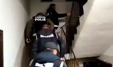 Bolu'da 15 Göçmen Kaçakçısı Yakalandı