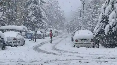 Şiddetli Kar Yağışı: 60 Köy Yolu Kapandı