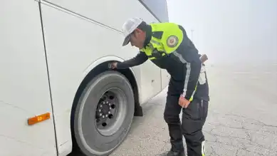 Kış Lastiği Denetimi: Şehirlerarası Araçlar Kontrol Edildi