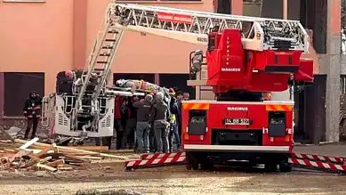 Bolu'da İnşaat İşçisi İskeden Düşerek Yaralandı