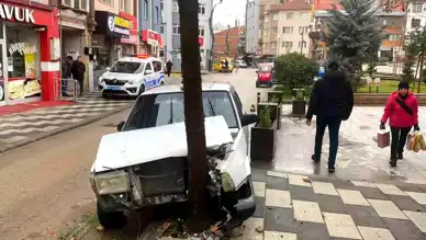Bolu'da Köpekten Kaçarken Kaza!
