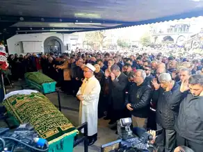 Bolu Yangınında Ölen Anne ve Kızı Soma'da Toprağa Verildi