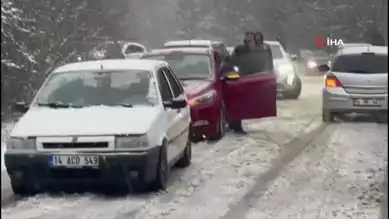 Kış Lastiği Zorunluluğu İhlali: Sürücüler Kar Yağışında Mahsur Kaldı