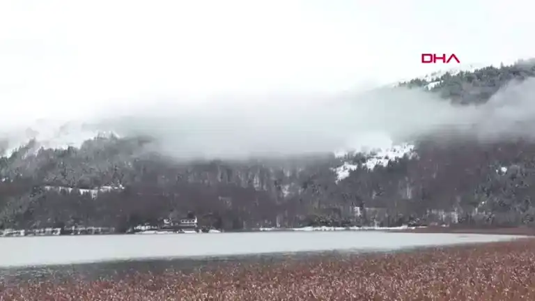 Abant Gölü Kışın Büyülü Görüntüsüne Kavuştu