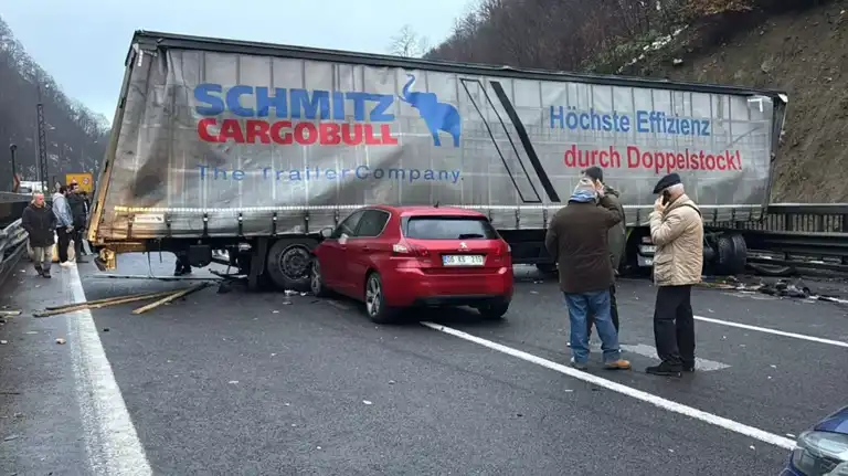 Bolu Dağı Tüneli'nde Kazada İstanbul Yönü Kapandı
