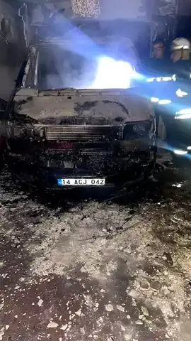 Bolu'da Garaj Yangını: 8 Kişi Tahliye Edildi