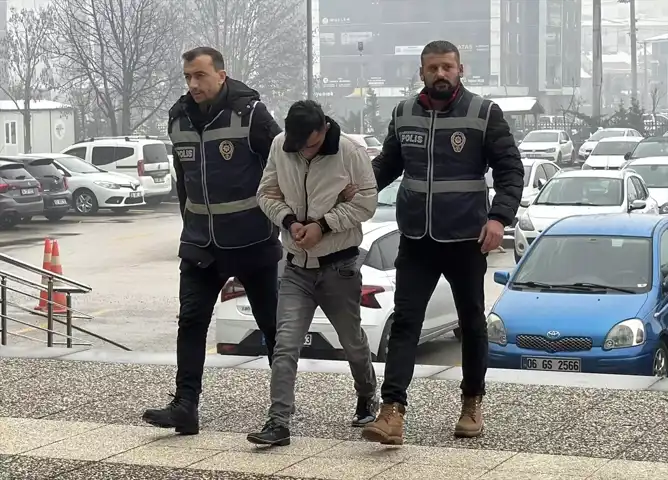 Hırsız Otelde Yakalandı!Bolu'da 70 Bin TL'lik Hırsızlık