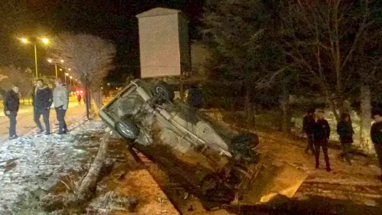 Bolu'da Kar Kazası: Sürücü Yaralı