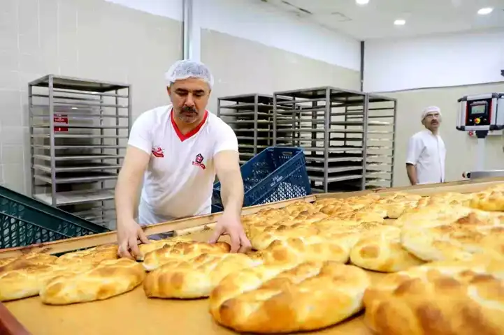 Bolu'da Ramazan Pidesi 18 TL!