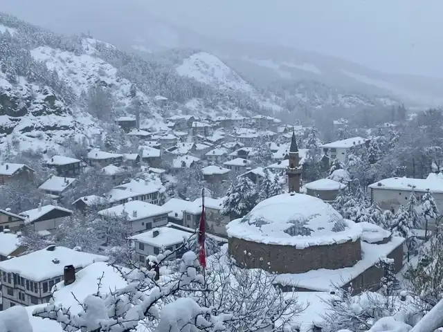 İlçede Kar Kalınlığı 50 Santimetreye Ulaştı