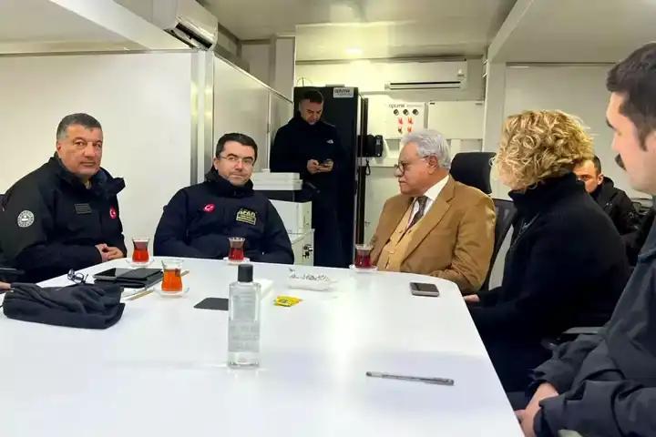 Pakistan Büyükelçisi Bolu'daki Yangın Felaketine Dayanışma Gösterdi